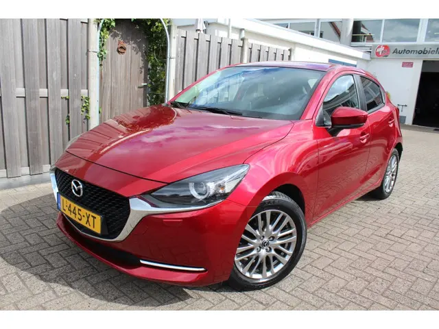 Mazda 2 2