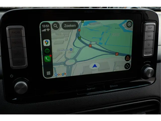 Hyundai Kona EV Premium 64 kWh SOH 93% 2019 Elektrisch 32