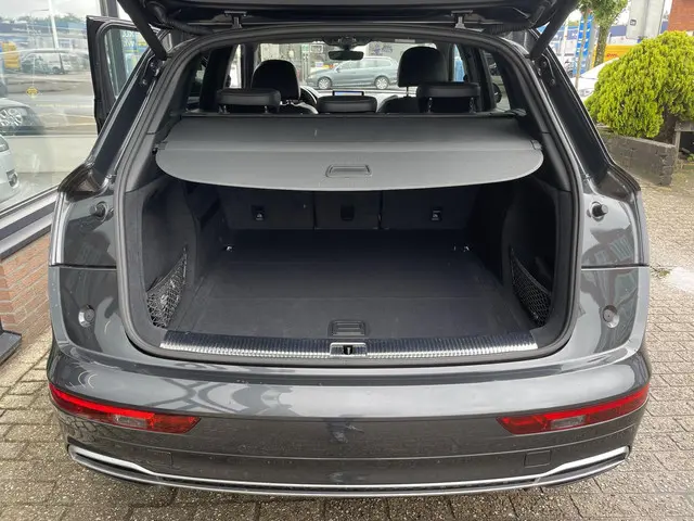 Audi Q5 2.0 TFSI Quattro Launch / S-Line 2017 Benzine 16