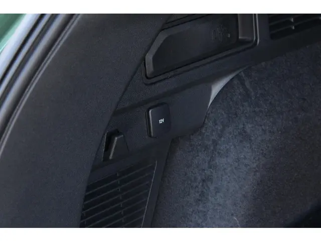 Ford Kuga 2.5 FHEV Active X 2024 Hybride Benzine 21