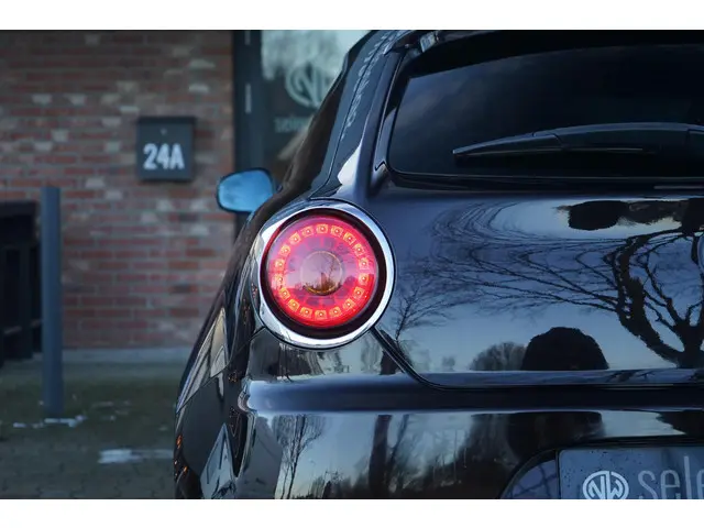 Alfa Romeo MiTo 0.9 TwinAir Esclusivo 2014 Benzine 26