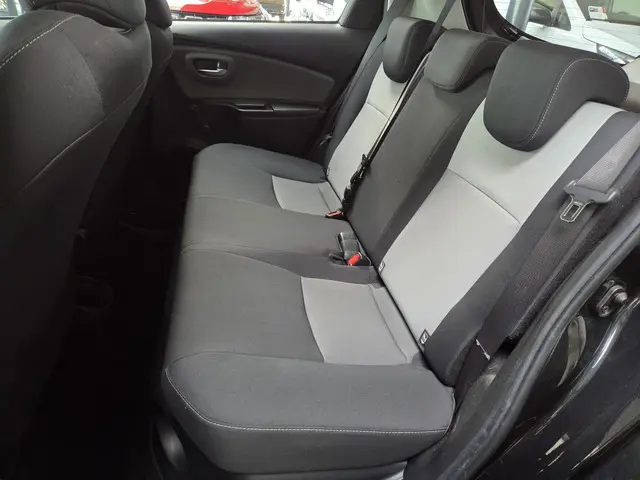 Toyota Yaris 1.5 Hybrid Active 2018 Hybride Benzine 15