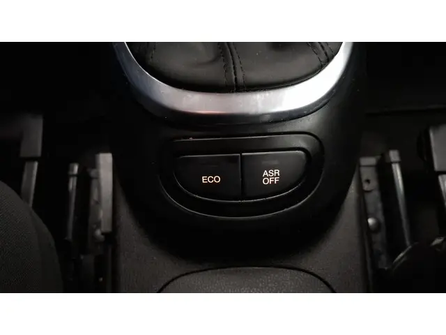 Fiat 500L Living 0.9 TwinAir Easy 2016 Benzine 16