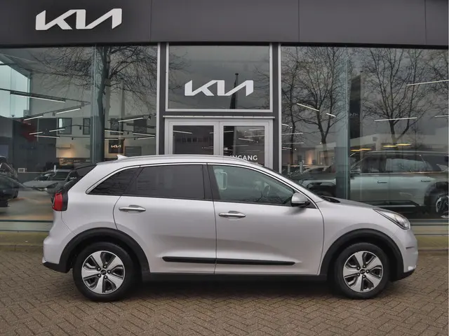 Kia Niro 1.6 GDi Hybrid DynamicLine 2018 Hybride Benzine 5