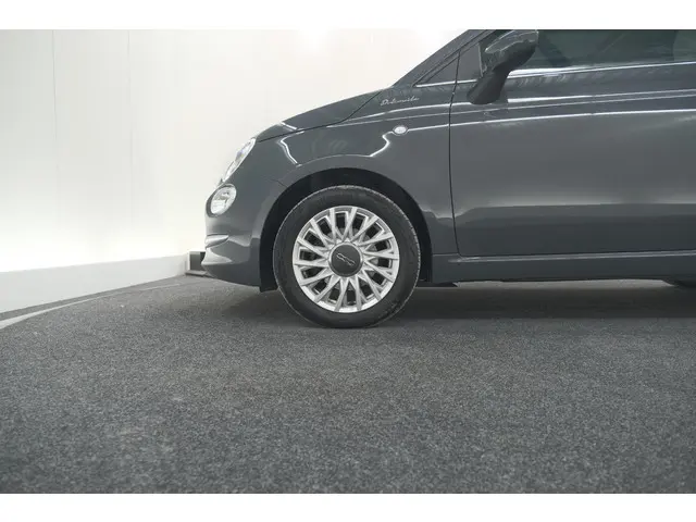 Fiat 500 1.0 Hybrid Dolcevita 2022 Benzine 18