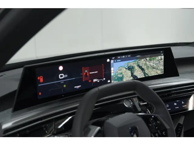 Peugeot 5008 HYbrid 145 e-DCS6 GT 2025 Hybride Benzine 47