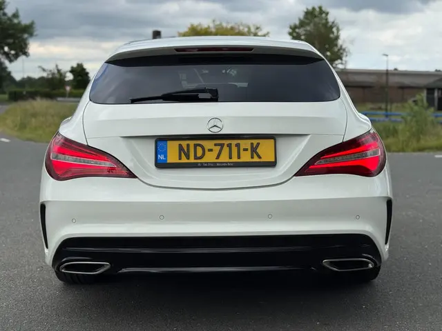 Mercedes-Benz CLA Shooting Brake 180 AMG|NAP| 2017 Benzine 4