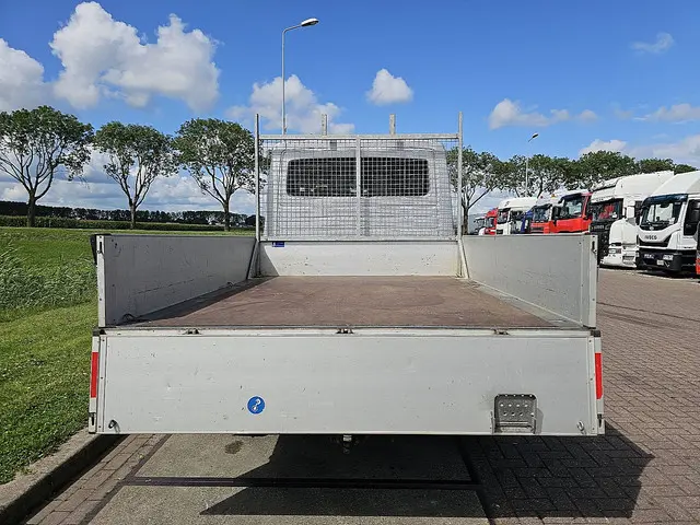 Volkswagen Crafter 35 2.0 2022 Diesel 14