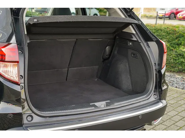 Honda HR-V 1.5i VTEC EXECUTIVE 2018 Benzine 34