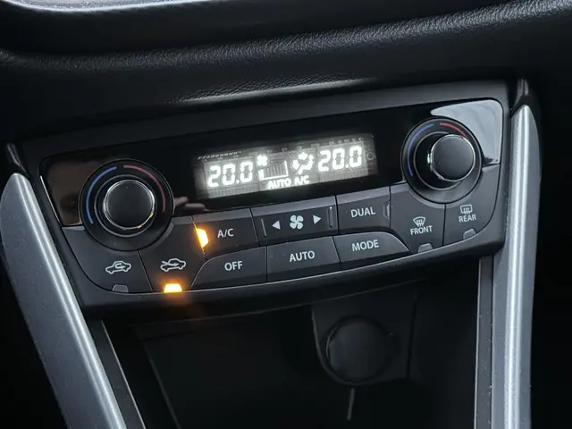 Suzuki S-Cross SX4 1.6 Exclusive 2015 Benzine 28