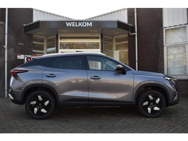 Omoda 5 SHS SHS-H Premium 2025 Hybride Benzine 16