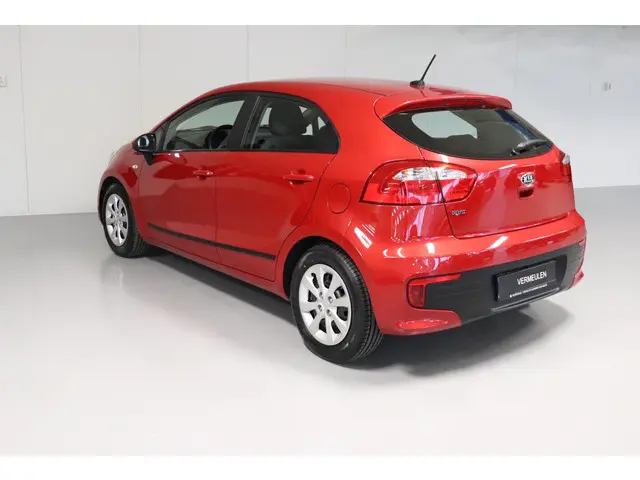 Kia Rio 1.2 CVVT ComfortLine 2017 Benzine 8