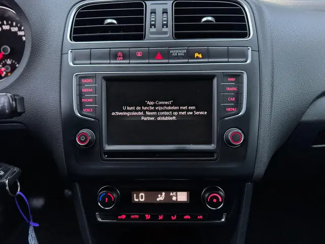 Volkswagen Polo 1.2 TSI Highline 2016 Benzine 48