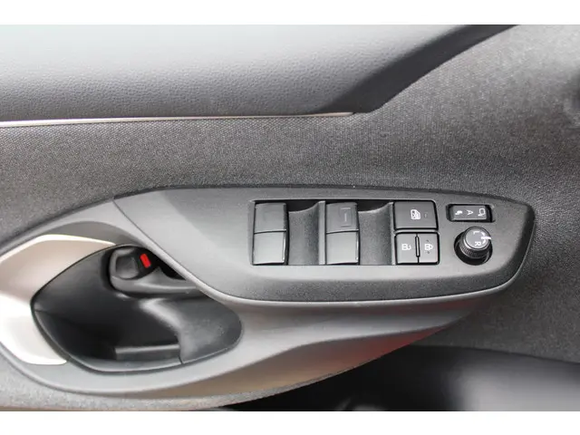 Mazda 2 Hybrid 1.5 Homura 2022 Hybride Benzine 15