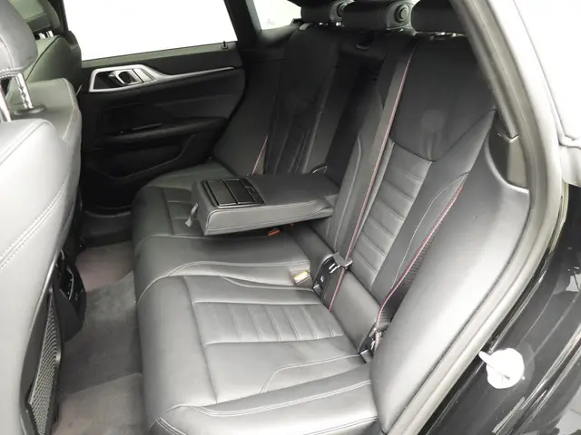 BMW i4 Gran Coupe M50 2023 Elektrisch 8