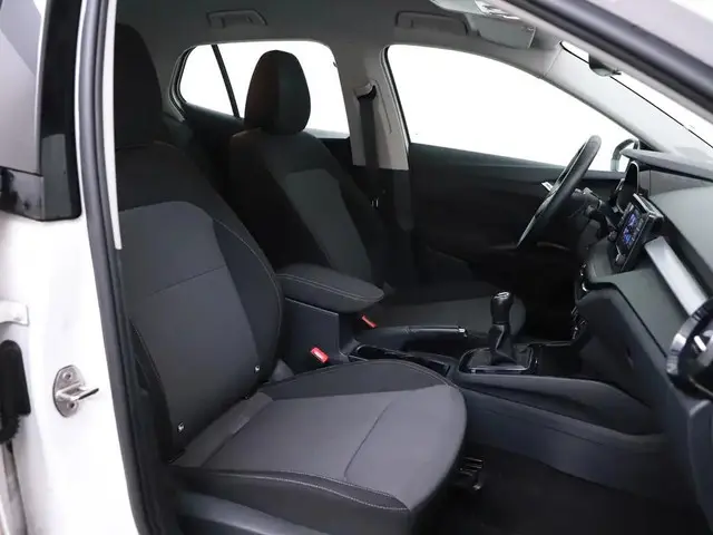 Škoda Fabia 1.0 TSI Ambition 2023 Benzine 9