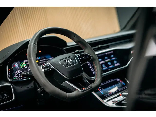 Audi RS6 RS 6 TFSI quattro 2022 Hybride Benzine 26