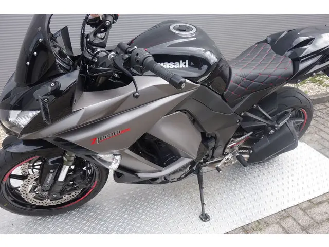 Kawasaki Z1000 SX ABS 2014 Benzine 18