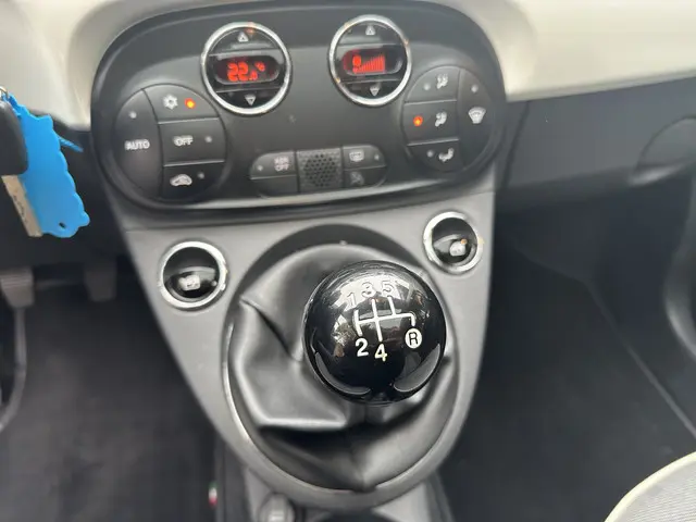 Fiat 500 1.2 Lounge 2016 Benzine 27