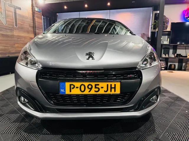 Peugeot 208 1.2 PureTech GT-Line 2019 Benzine 5