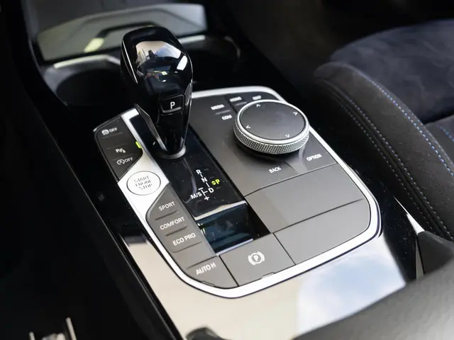 BMW 1 Serie M135i xDrive 2021 Benzine 31