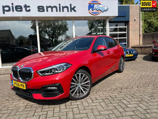 BMW 1 Serie 118i Executive Edition 2020 Benzine 1