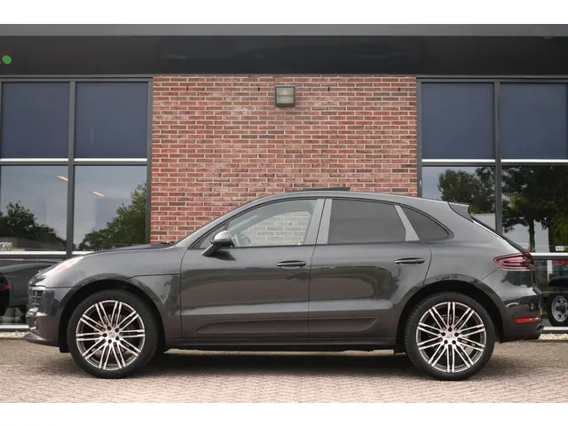 Porsche Macan 2.0 PDK 2018 Benzine 43