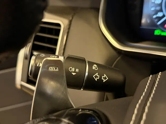 Land Rover Range Rover Sport 5.0 V8 SC SVR 2018 Benzine 10