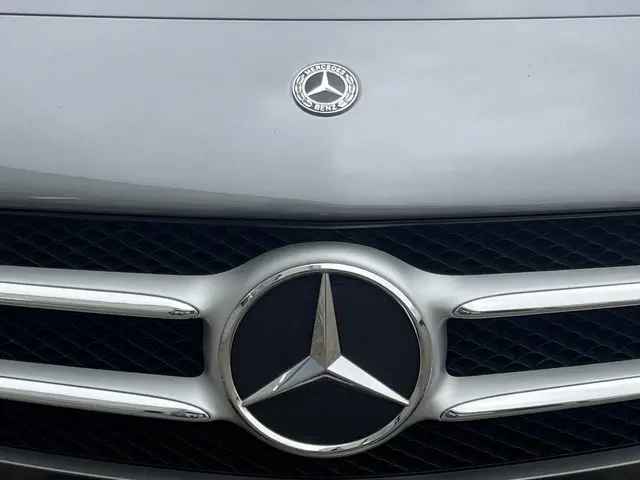 Mercedes-Benz B-Klasse 180 Launch Edition 2020 Benzine 44