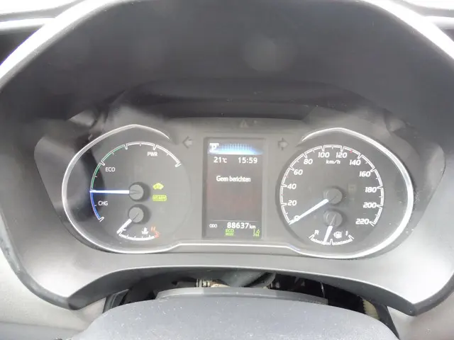 Toyota Yaris 1.5 Hybrid Aspiration 2017 Hybride Benzine 11
