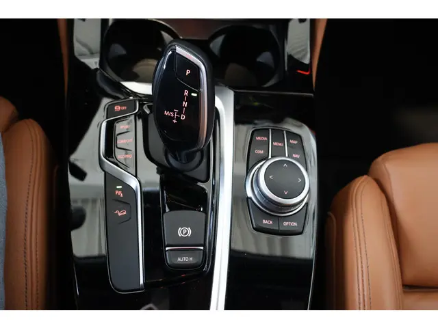 BMW X4 xDrive20i High Executive 2020 Benzine 21