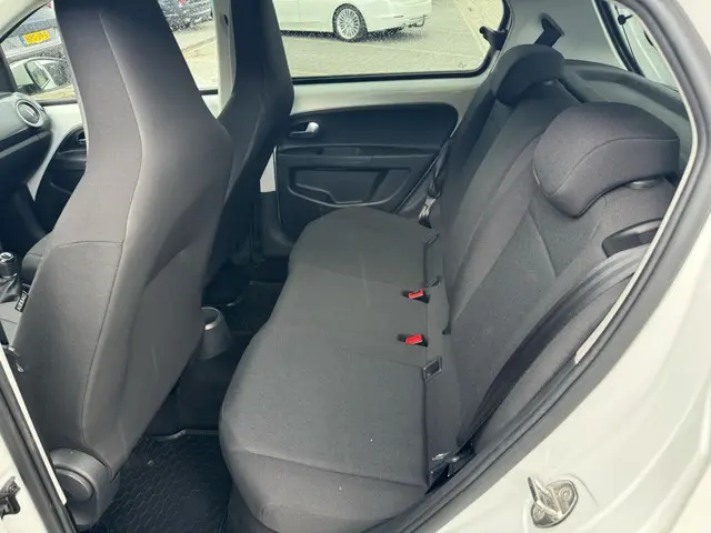 Volkswagen up! 1.0 2021 Benzine 17