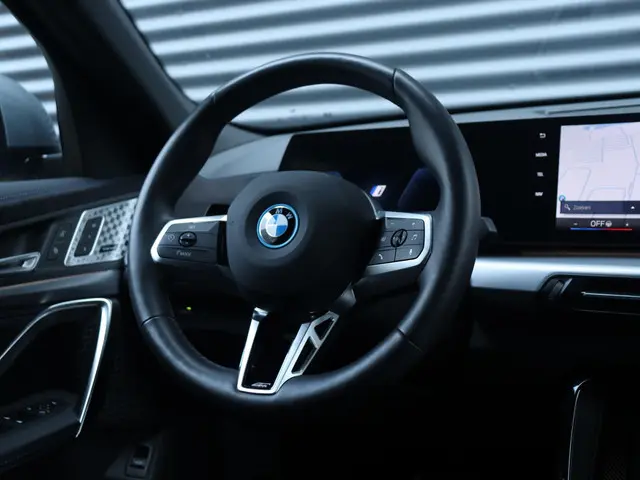 BMW iX2 eDrive20 2024 Elektrisch 32