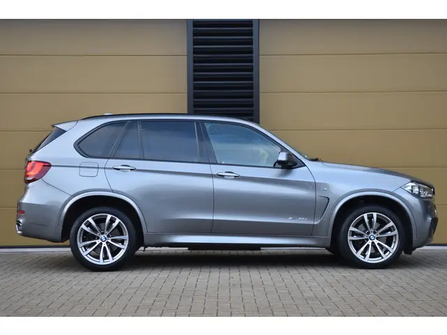 BMW X5 xDrive40d High Executive 2016 Diesel 6