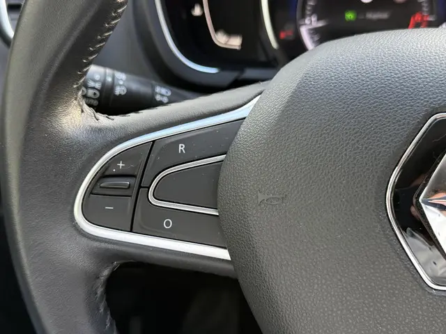 Renault Scénic 1.3 TCe Intens 2018 Benzine 18