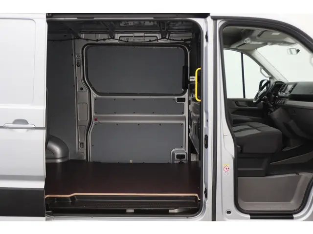 Volkswagen Crafter 30 2.0 TDI L3H2 2018 Diesel 14