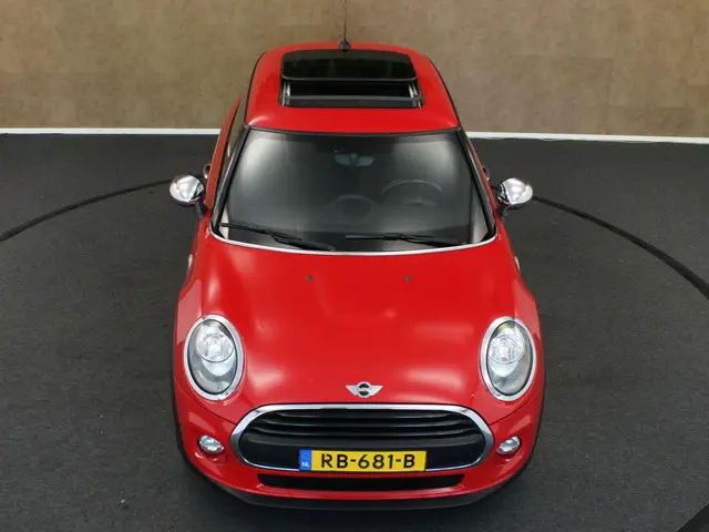 MINI One 1.2 Business 2017 Benzine 14