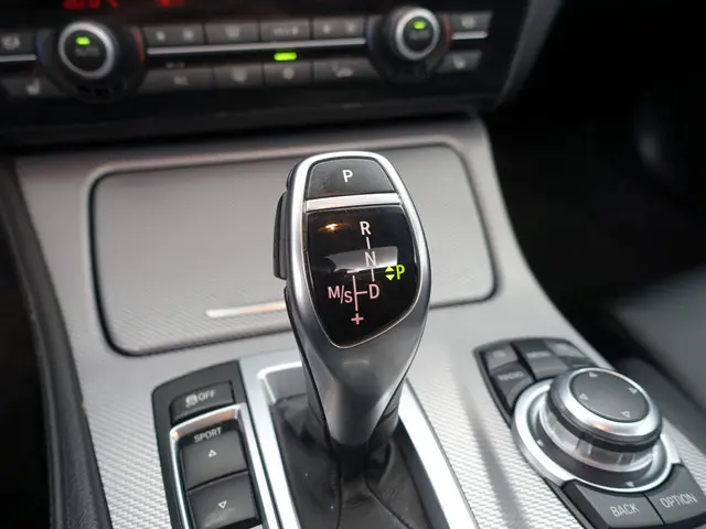 BMW 5 Serie Touring 520i 184Pk M Sport Aut- 2012 Benzine 14