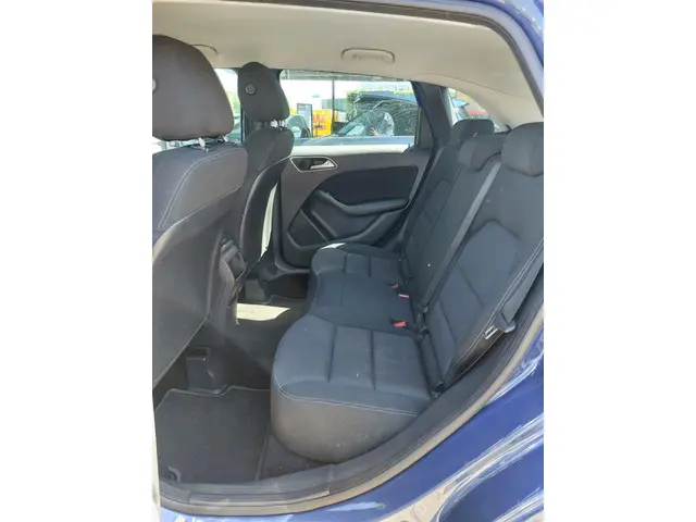 Mercedes-Benz B-Klasse 180 Ambition 2012 Benzine 16