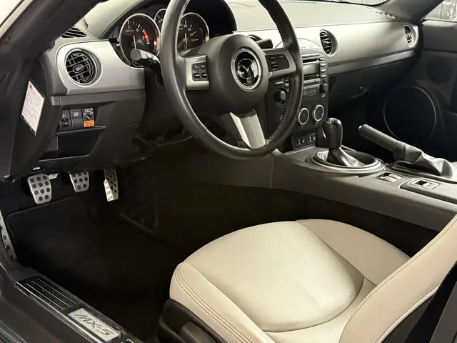Mazda MX-5 1.8 Kaminari 2012 Benzine 10