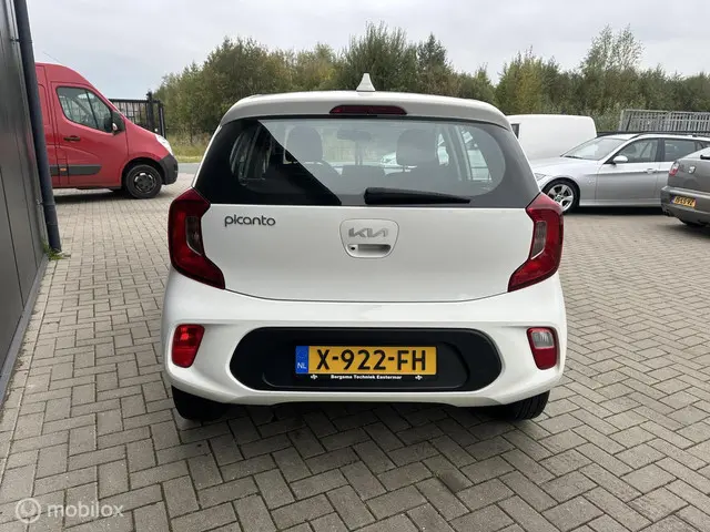 Kia Picanto 1.0 DPi DynamicPlusLine 2023 Benzine 7