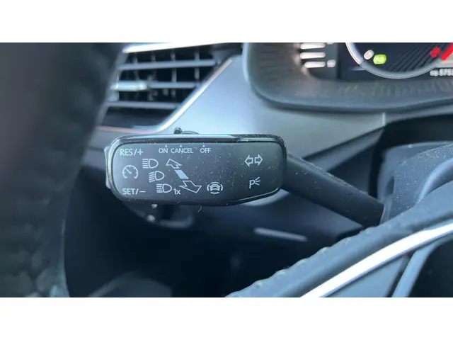 Škoda Kamiq 1.0 TSI Business Edition 2023 Benzine 21