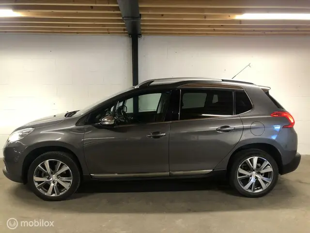 Peugeot 2008 1.2 PureTech Allure 2016 Benzine 6