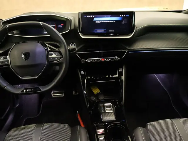 Peugeot e-2008 EV GT 54 kWh 2023 Elektrisch 5