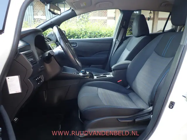 Nissan Leaf E+ N-Connecta 62kWh 2019 Elektrisch 9