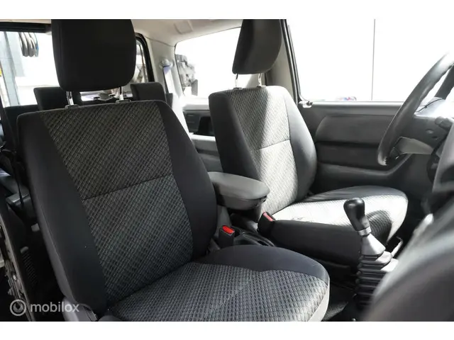 Suzuki Jimny 1.3 Exclusive 2017 Benzine 14
