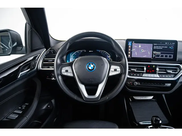 BMW X3 xDrive30e High Executive 2021 Hybride Benzine 29