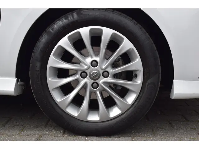 Opel Corsa 1.4 Automaat Online Edition 2019 Benzine 19