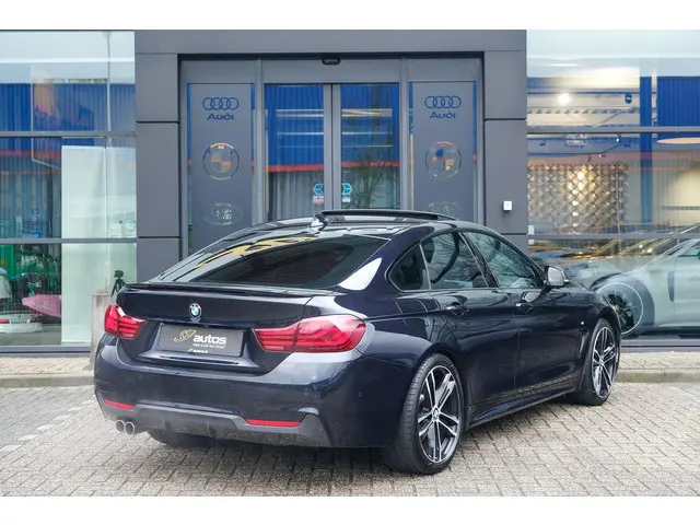 BMW 4 Serie Gran Coupé 430i 252pk M-sport 2020 Benzine 44