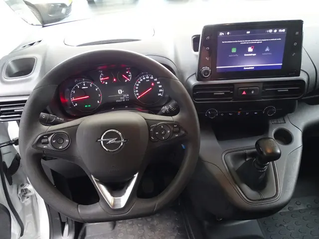 Opel Combo 1.5D L1H1 Edition 2022 Diesel 11